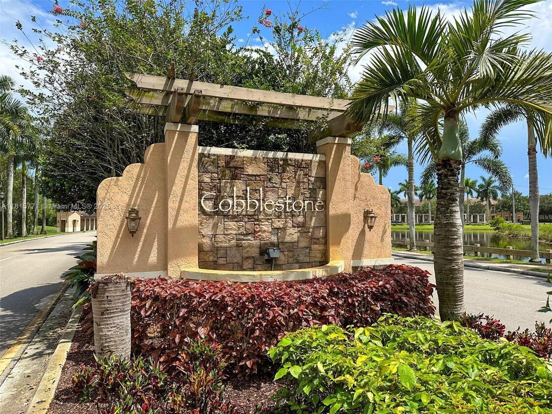 Photo - 419 SW 147th Ave (Pembroke Pines, FL)
