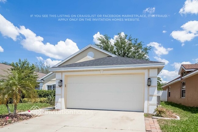 Building Photo - 2825 Falcon Crest Pl