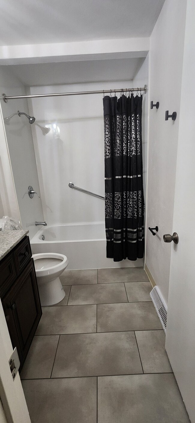 Photo - 107 Northland Dr Unit 107