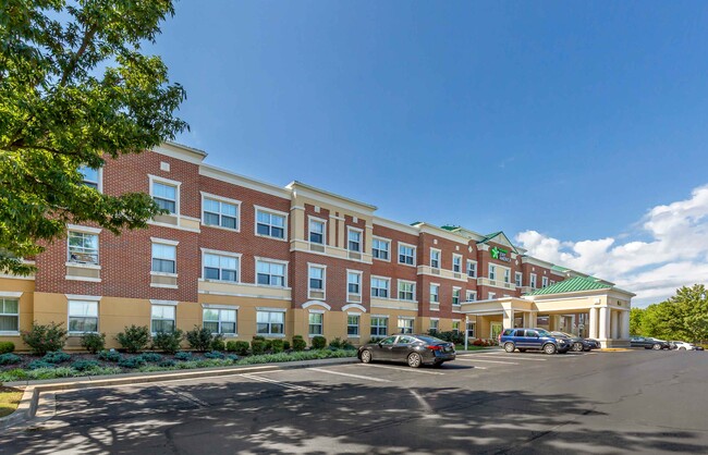 Photo - Furnished Studio-Washington, D.C. - Gaithe...