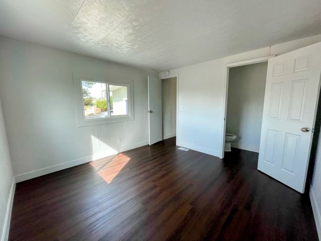 Photo - 22556 Lukens Ln