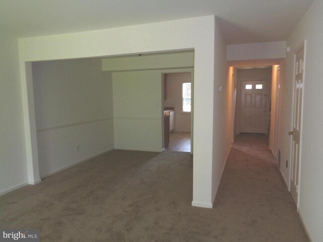Photo - 721 Olde Greenwich Cir