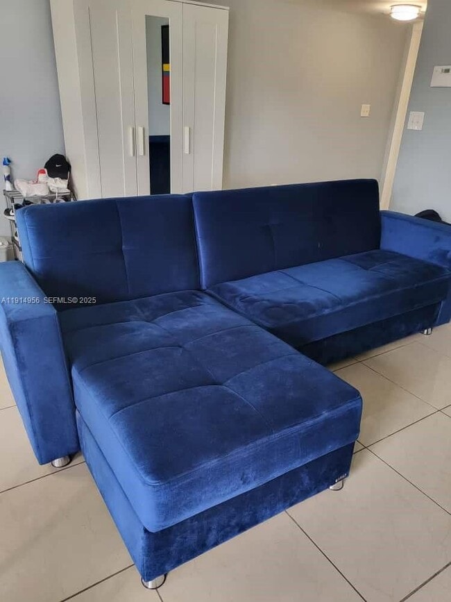 Photo - 960 N Franklin Ave Unidad 960J