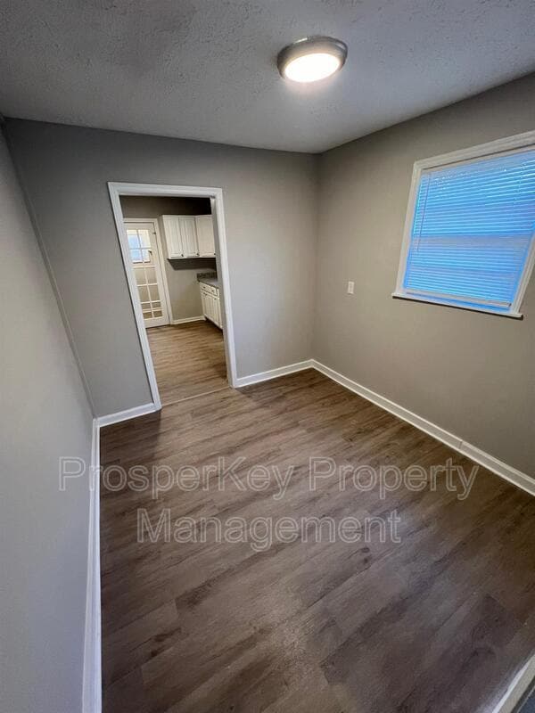 Photo - 849 Illges Rd