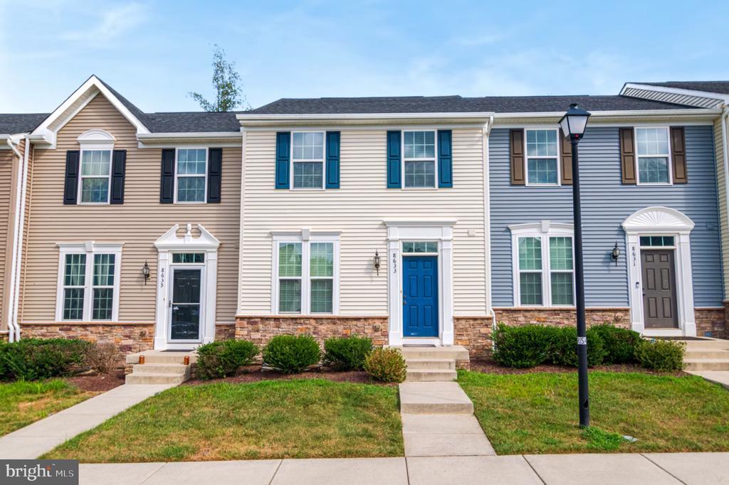 Photo - 8633 Rosecrans Ln
