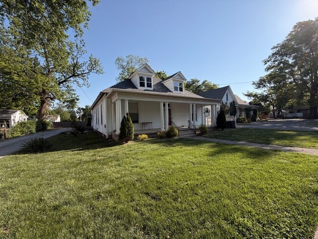 Photo - 335 E Burton St Unit A