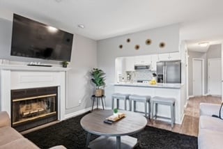 Photo - 160 Commons Dr