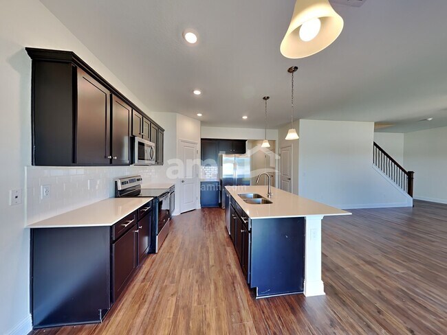 Photo - 914 Heavenly Dr