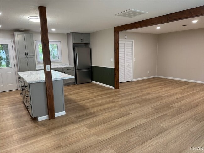 Photo - 304 Birchwood Blvd