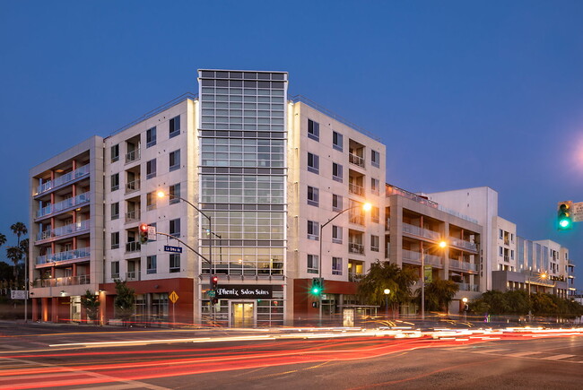 Building Photo - The Huxley Rental