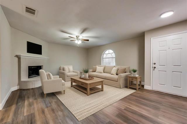 Photo - 548 Asbury Dr