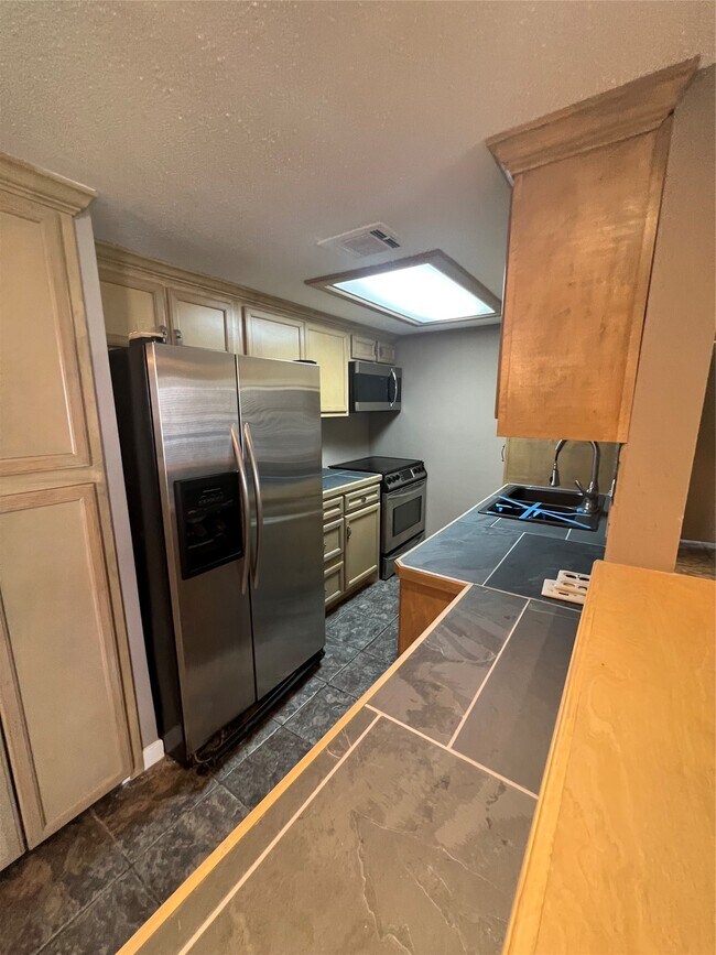 Photo - 9009 Richmond Ave. Unit 711