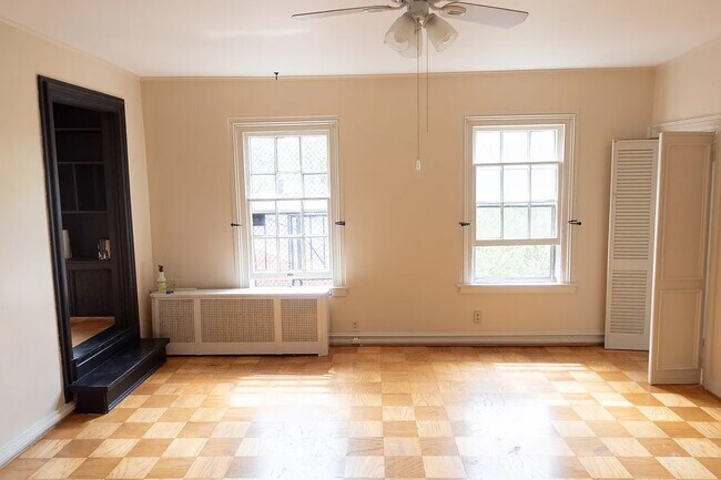 Photo - 246 W Lanvale St Unit 3