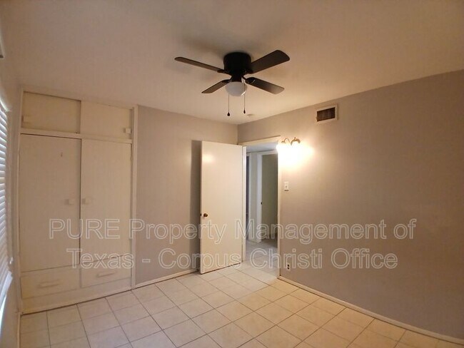 Photo - 4701 Prinston Dr