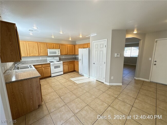 Photo - 75 Aldarra Canyon Ave