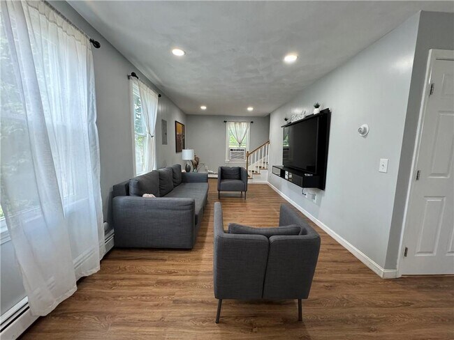 Photo - 68 Lincoln St St Unidad 2