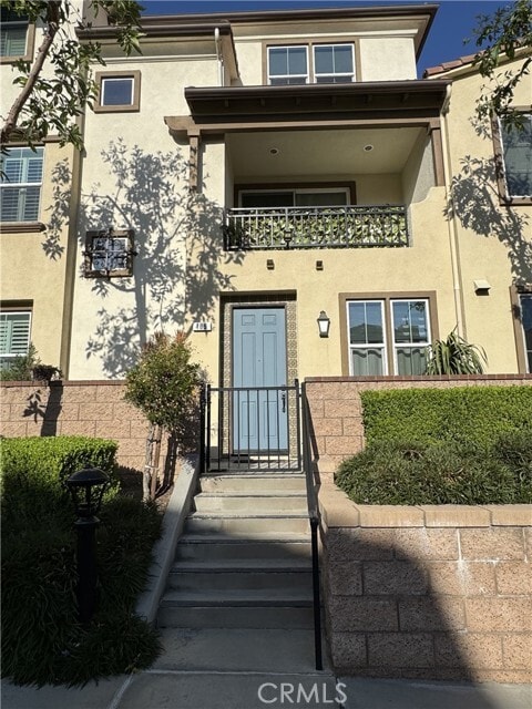 Photo - 189 Olive Ave Townhome