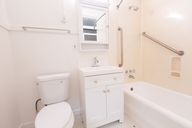 Photo - 695 35th Ave Unit 101