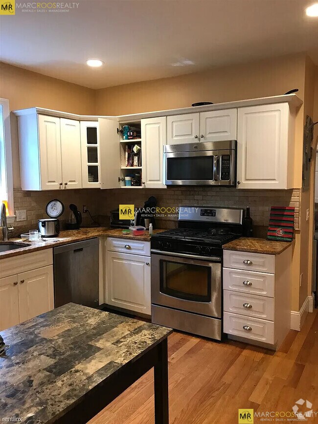 Building Photo - 65 Wareham St Unit 2 Rental