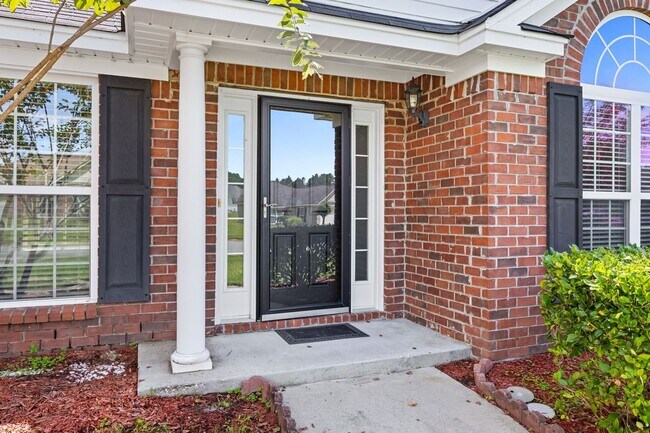 115 Nandina Wy