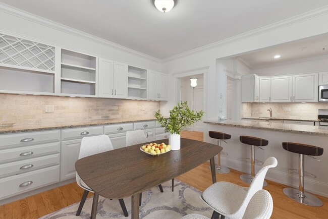 Photo - 250 Commonwealth Ave Unidad 7