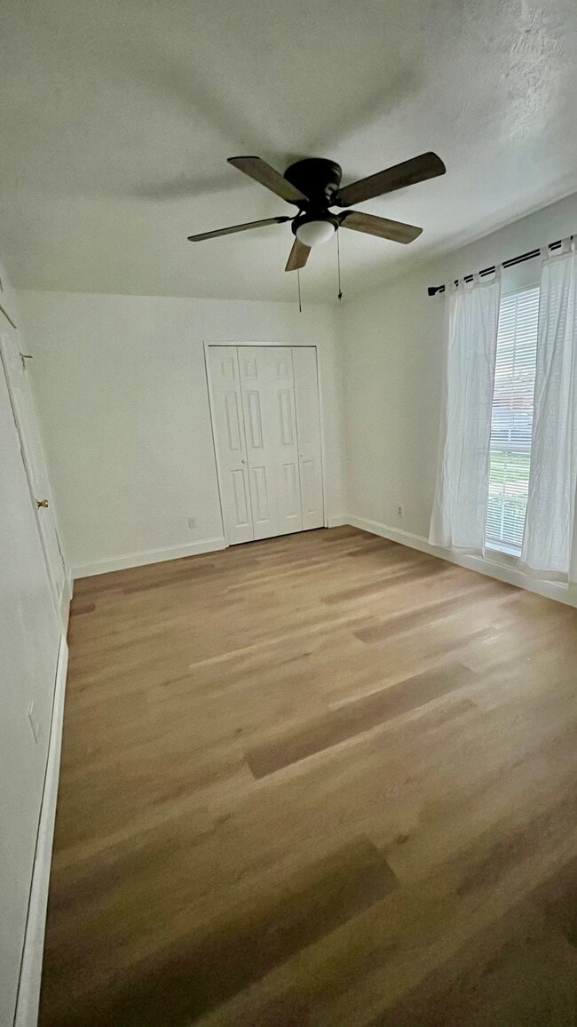 Photo - 5540 N Colony Blvd