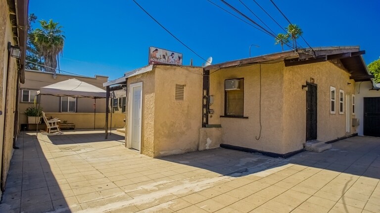 Trasero - 5122 Huntington Dr S