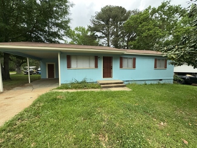 Building Photo - 1444 Maria Dr Rental