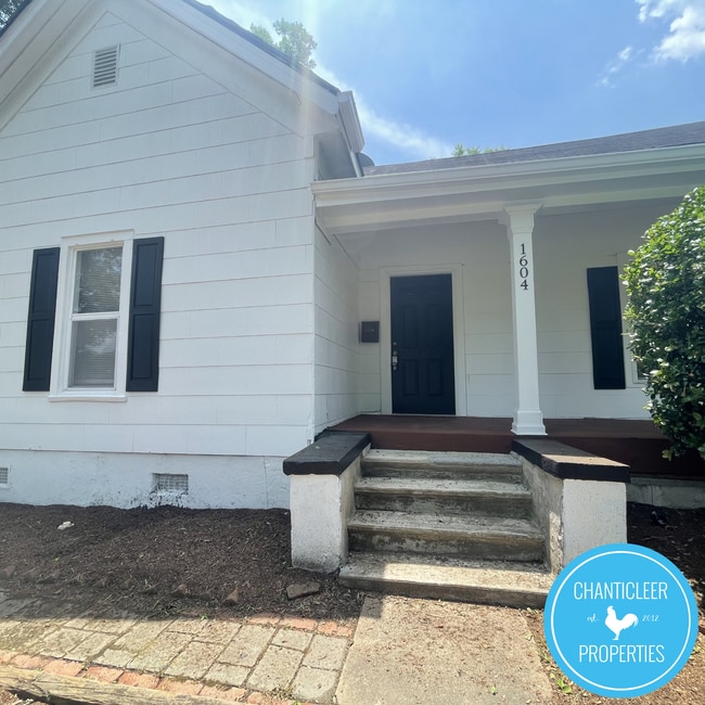 1604 E Main St