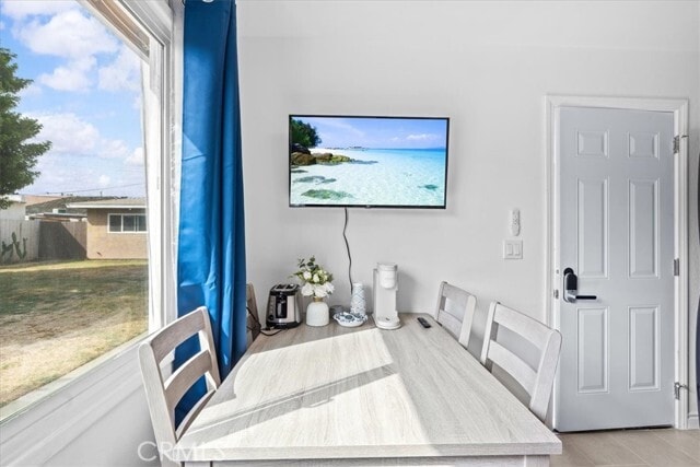 Photo - 1099 Bonita St