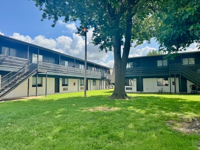 Foxfire Apartments