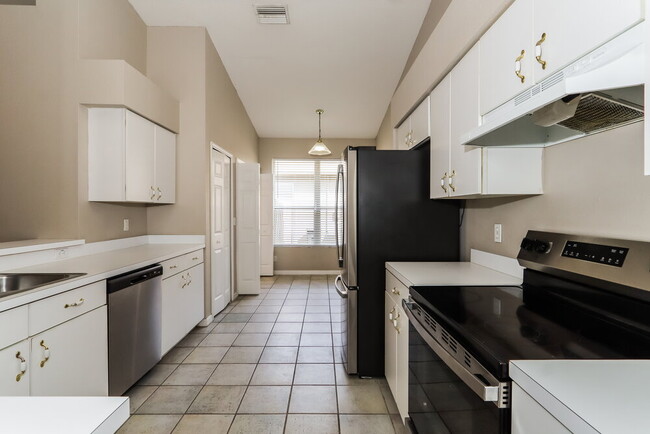 Photo - 1627 Wakefield Dr