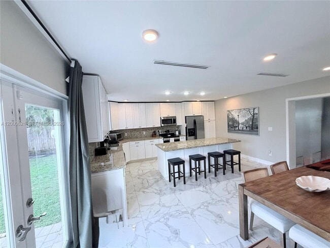 Photo - 11020 SW 42nd Terrace