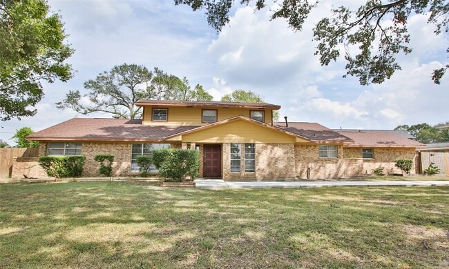 Photo - 6406 Ashton St