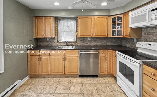 Photo - 1303 Brice St