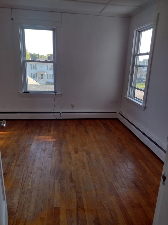 Photo - 6 Hallowell St Unit for rent