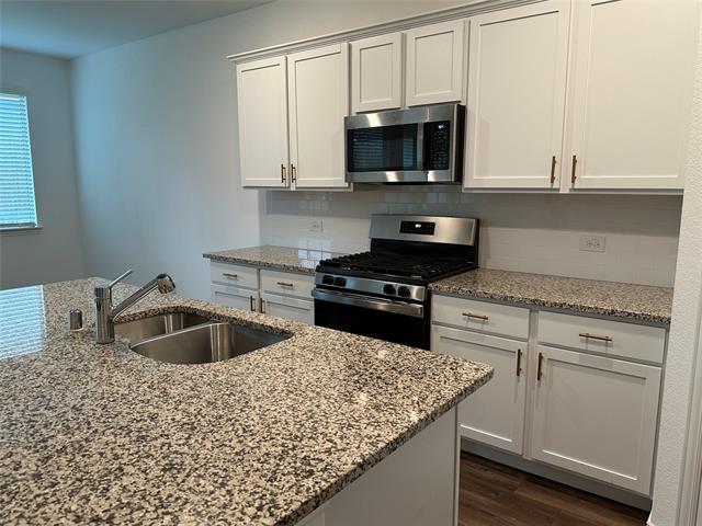 Photo - 768 Hawthorn St