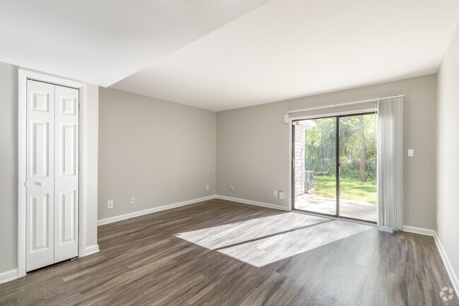 2 Bedroom Town - Living Room - Windsor Harbor