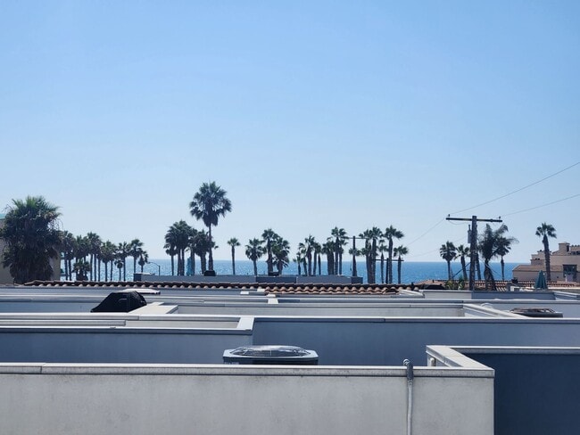 Building Photo - 184 Daisy Ave Unit 184