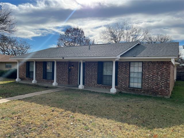 Photo - 422 Bella St