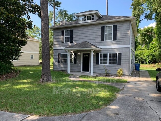 Building Photo - 3913 Wilshire Blvd