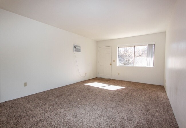Photo - 635 Dameron Dr Unit Apt 01