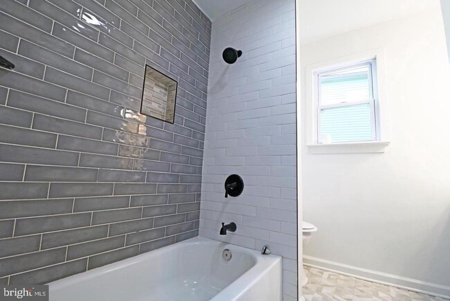 Photo - 511 Corinthian Ave