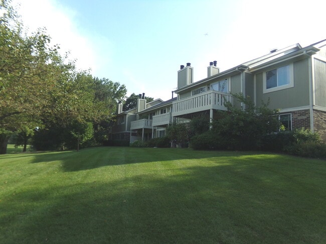 Photo - 1027 Auburn Ln