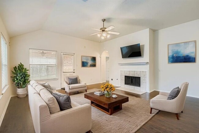 Photo - 24607 Tribeca Ln