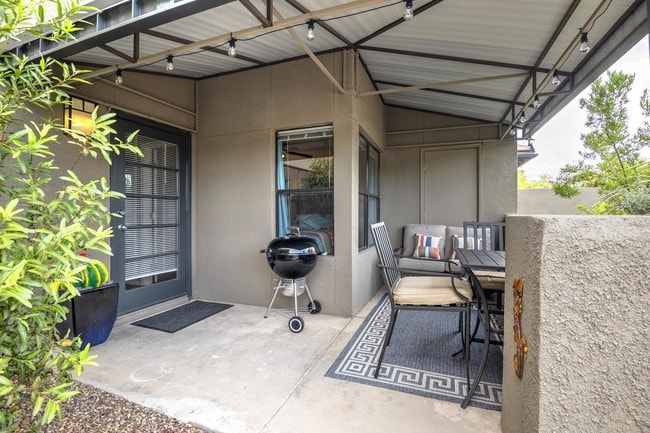 5800 N Kolb Rd Unit 3114