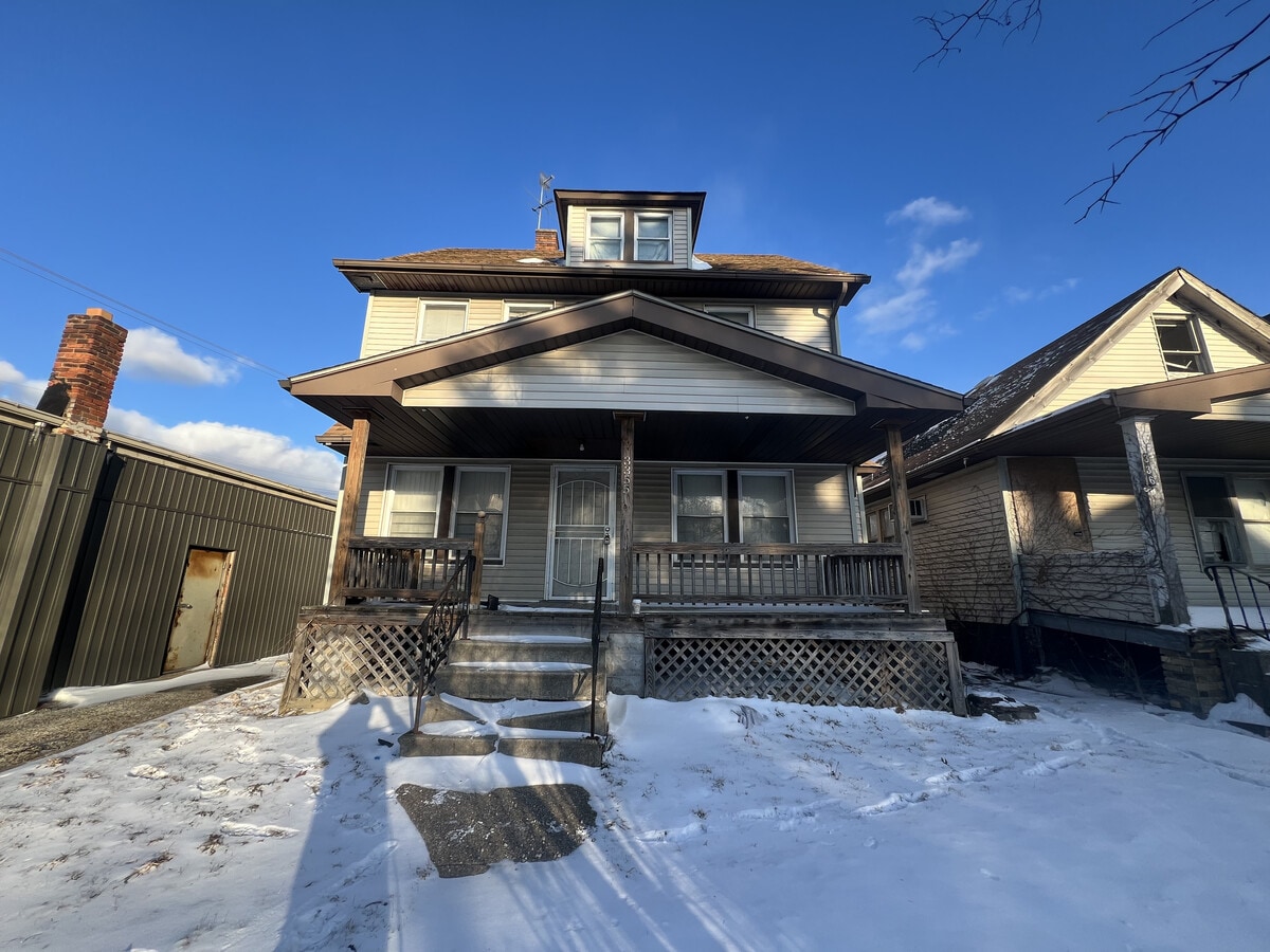 Photo - 3355 E 118th St