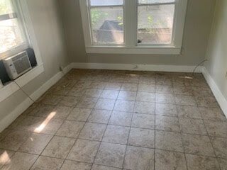 Photo - 141 Reagan St