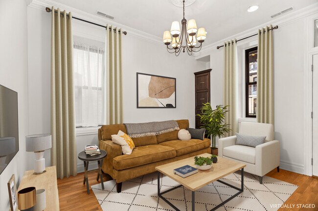 Photo - 1707 N Crilly Ct Unidad 1E Rental