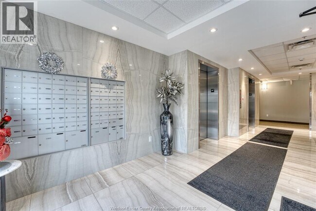 Photo - 728 Brownstone Dr Unité 204